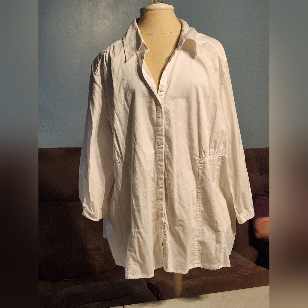 Lane Bryant sz 26-28 Button Up Oxford 3/4 sleeve, fitted